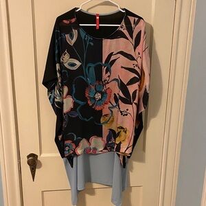 IC COLLECTION Black and Pink Floral Blouse